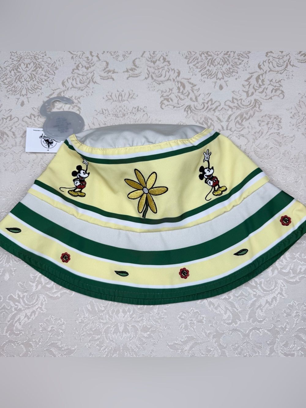 NWT Disney Parks Bucket Hat, Mickey Mouse, Flowers, Rain Resistant